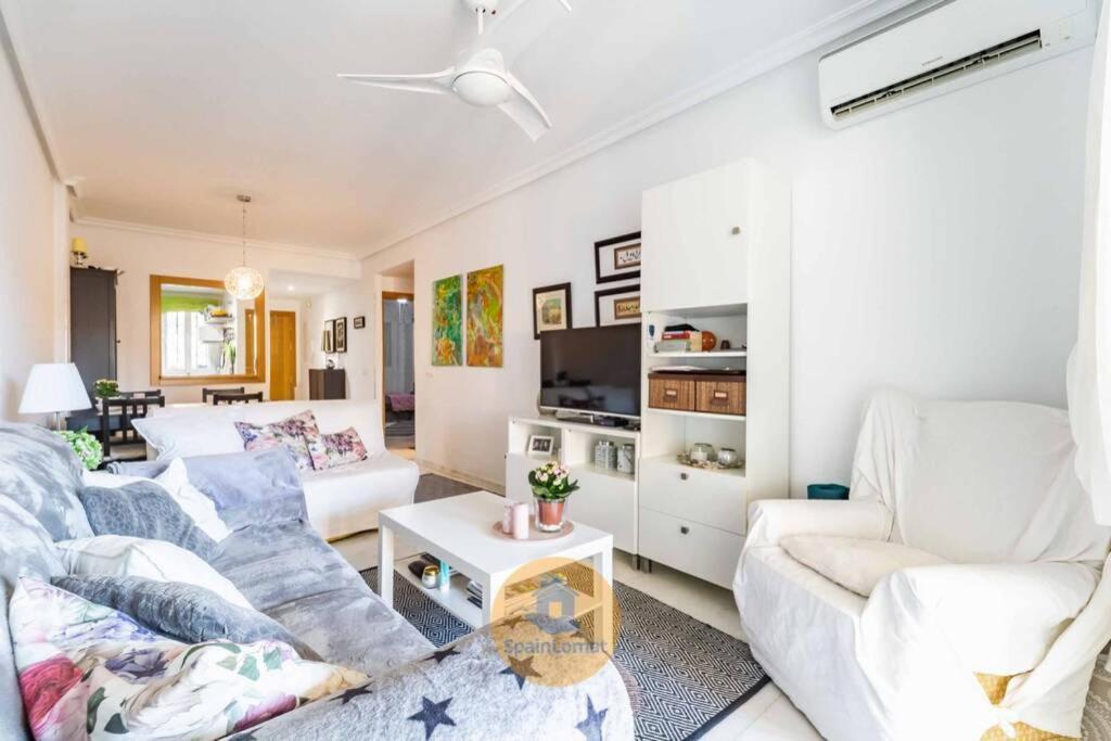 Apartamento Con Amplia Terraza En Fuengirolaアパートメント エクステリア 写真