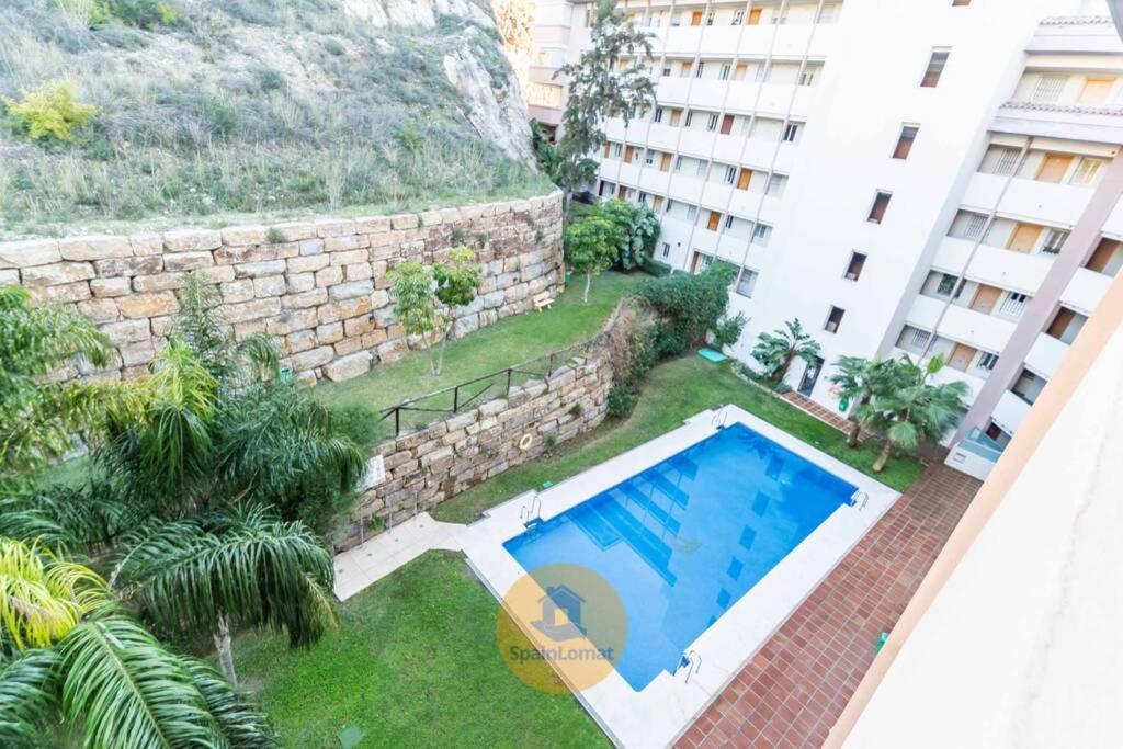 Apartamento Con Amplia Terraza En Fuengirolaアパートメント エクステリア 写真