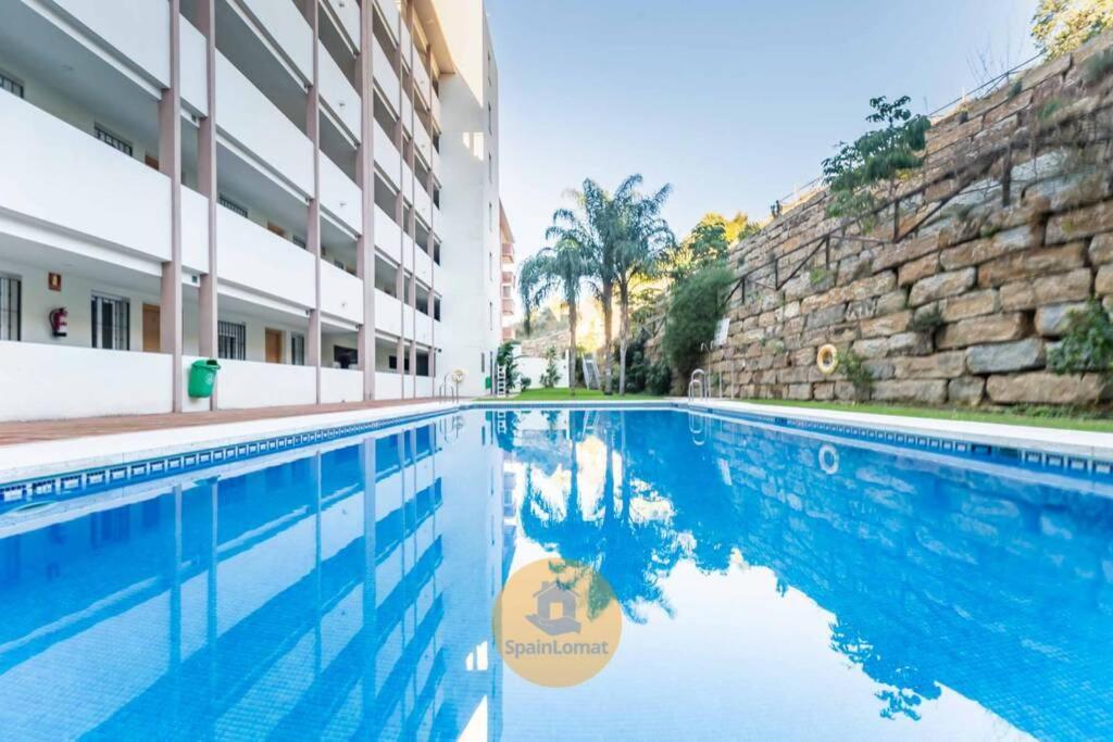 Apartamento Con Amplia Terraza En Fuengirolaアパートメント エクステリア 写真